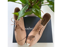 Load image into Gallery viewer, handpainted Italian comfortable chukka boots/oxford shoes with custom design