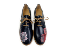 Load image into Gallery viewer, handpainted Italian comfortable oxford navy blue shoes with rose design