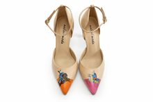 Load image into Gallery viewer, Shahnameh Pumps, heels - made in Italy, hand-painted in the US