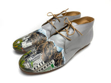 Load image into Gallery viewer, Gray hand painted Italian chukka boot shoes with tehran design