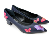 Load image into Gallery viewer, Madama Butterfly Low Block Pumps