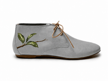 Load image into Gallery viewer, Pera Women, tan leather chukka boot with hand-painted pear design - made in Italy, hand-painted in the US