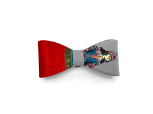 Load image into Gallery viewer, Queen Bow