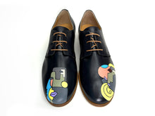 Load image into Gallery viewer, Stylish black leather shoes adorned with abstract Cubist motifs