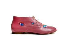 Load image into Gallery viewer, handpainted Italian comfortable mauve chukka boots with eye design