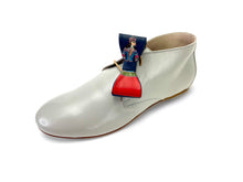 Load image into Gallery viewer, Queen Bow