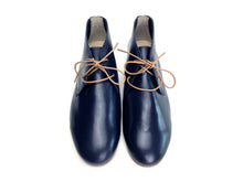 Load image into Gallery viewer, Elegant black Italian leather flats timeless and sophisticated