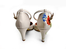 Load image into Gallery viewer, Lago Trasimeno Pumps