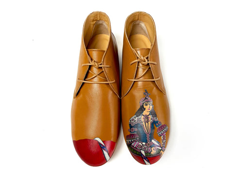 handpainted Italian comfortable chukka boots cognac with queen design