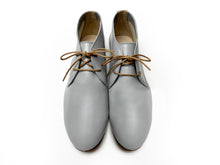 Load image into Gallery viewer, handpainted Italian comfortable chukka boots oxford shoes with classic design