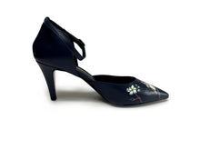 Load image into Gallery viewer, handpainted Italian comfortable navy blue  pumps heels with bird design