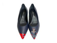 Load image into Gallery viewer, Queen Low Block Pumps