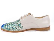 Load image into Gallery viewer, handpainted Italian comfortable oxford ivory shoes with peacock design