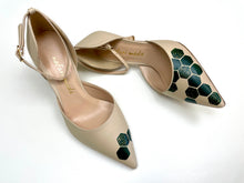 Load image into Gallery viewer, handpainted Italian Beige Pumps heels with blockchain design