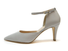 Load image into Gallery viewer, handpainted Italian comfortable gray pumps heels with pattern design