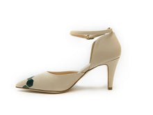 Load image into Gallery viewer, handpainted Italian Beige Pumps heels with blockchain design