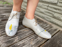 Load image into Gallery viewer, handpainted Italian comfortable gray chukka boots with line art design