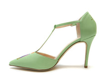 Load image into Gallery viewer, handpainted Italian comfortable pale green pumps heels with cubism design