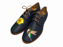 Load image into Gallery viewer, Hummingbird Women
