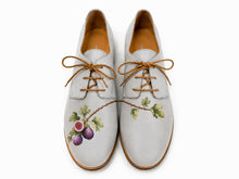 Load image into Gallery viewer, Fico and Oliva Wide Women, Chukka Vintage Black - made in Italy, hand-painted in the US
