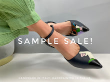 Load image into Gallery viewer, Sample Sale Heels
