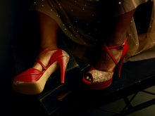 Load image into Gallery viewer, One Thousand and One Patterns High Heels
