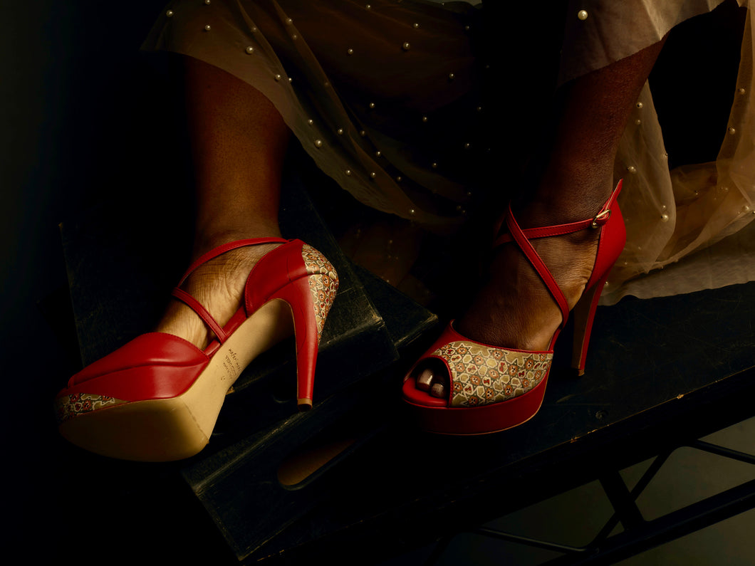 One Thousand and One Patterns High Heels