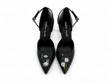 Load image into Gallery viewer, handpainted Italian gray pumps heels with flower design
