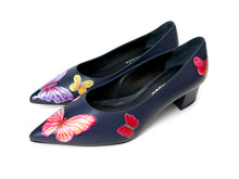 Load image into Gallery viewer, Madama Butterfly Low Block Pumps
