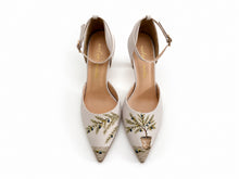 Load image into Gallery viewer, Oliveto Pumps — hand-painted Italian leather pumps, handmade in Italy

