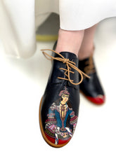 Load image into Gallery viewer, Navy leather Oxford Italian shoes with a hand-painted Queen design and bold red paint on the toes.
