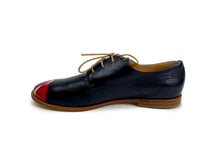 Load image into Gallery viewer, Navy comfortable leather oxford Italian shoes with a hand-painted Queen design and bold red paint on the toes.
