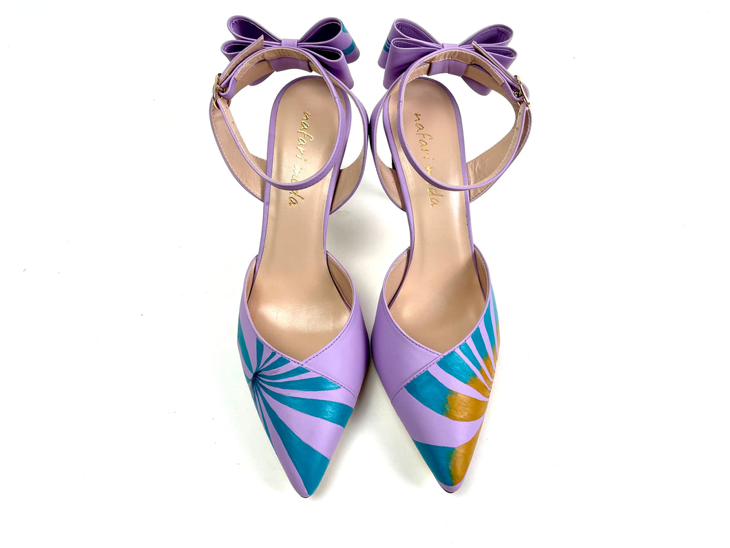 handpainted Italian comfortable lilac  heels pumps with pattern design