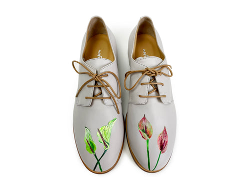 handpainted Italian comfortable oxford ivory shoes with flower design