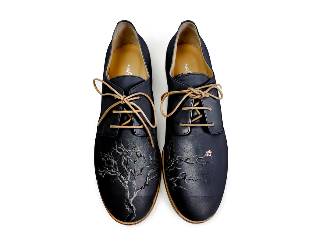 handpainted Italian comfortable navy blue oxford shoes with tree design