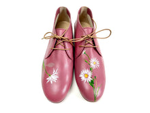 Load image into Gallery viewer, handpainted Italian comfortable mauve chukka boots with flower design
