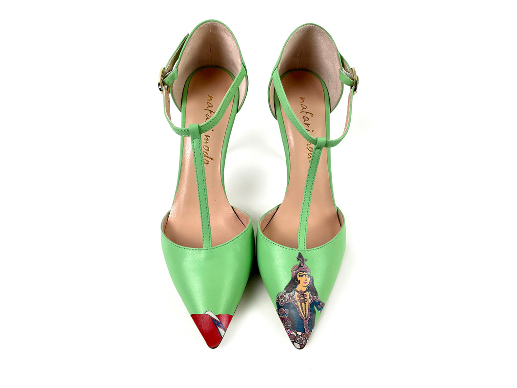 handpainted Italian comfortable heels pumps pale green with queen design