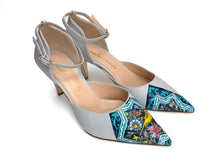 Load image into Gallery viewer, Canto Dorato Pumps
