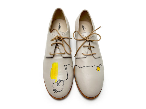 handpainted Italian comfortable ivory oxford shoes with line art design
