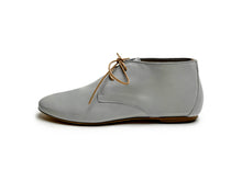 Load image into Gallery viewer, handpainted Italian comfortable chukka boots oxford shoes with classic design
