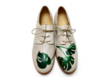 Load image into Gallery viewer, handpainted Italian comfortable oxford ivory shoes with leaf design
