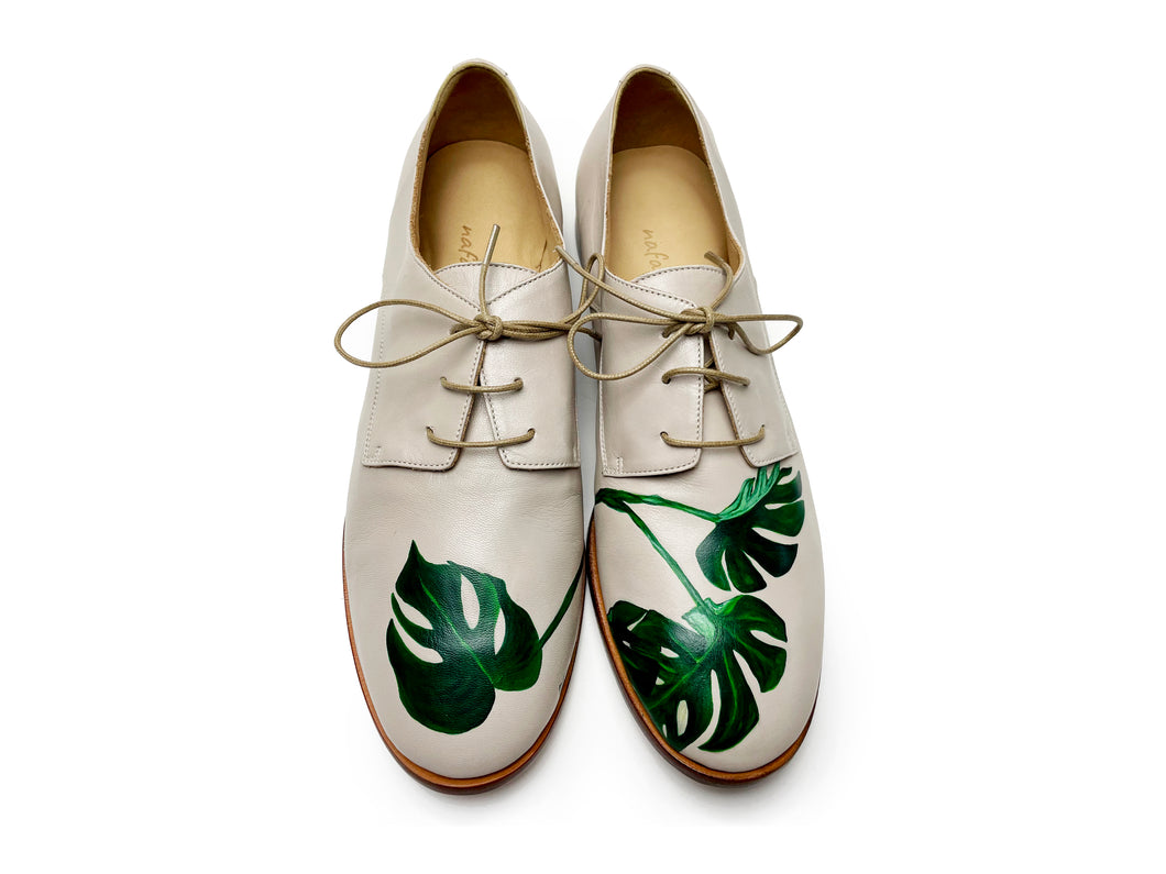 handpainted Italian comfortable oxford ivory shoes with leaf design