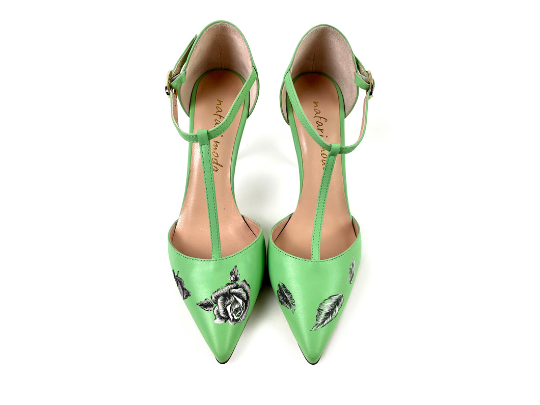 handpainted Italian comfortable pale green heels pumps with black and white flower design