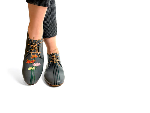 handpainted Italian comfortable charcoal chukka boots shoes with flower design