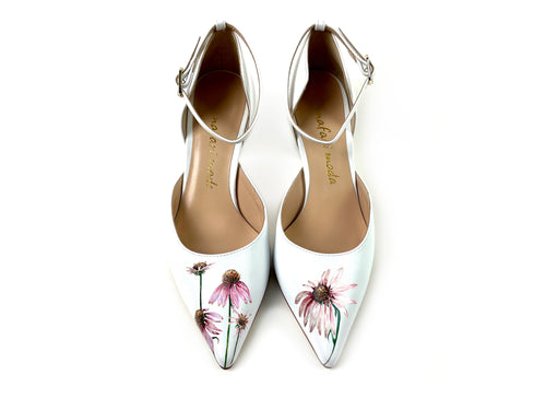 handpainted Italian comfortable white pumps heels with digital flower design