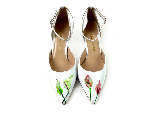 handpainted Italian comfortable white heels pumps with flower design