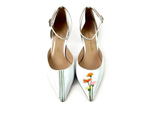 handpainted Italian comfortable white pumps heels with flower design