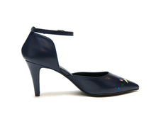 Load image into Gallery viewer, handpainted Italian comfortable navy blue pumps heels with pattern design
