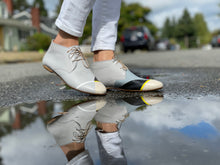 Load image into Gallery viewer, handpainted Italian comfortable gray chukka boots with geometry design
