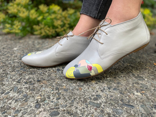 handpainted Italian comfortable gray chukka boots with cubism design